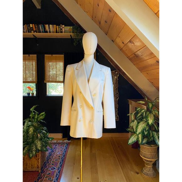 Cream Wool Blazer - Picture 2 of 7